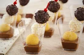 BRIGADEIRO NO PALITO